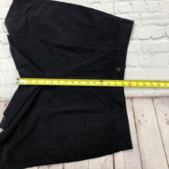 Tommy Bahama Men Pleated Chino Shorts Size 38 Lyocell Blend B240 -8 - Picture 4 of 16